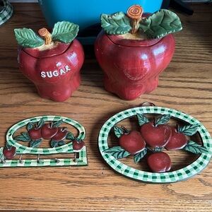 Vintage 1990’s 4 pc Apple Canisters and Apple Oval Trivets